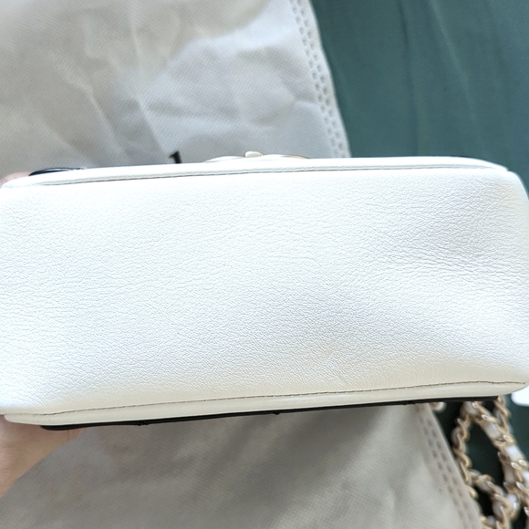 Chanel Mini Square Flap Bag - Picture 5 of 8